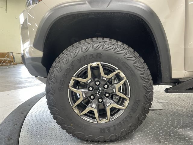 New 2026 Chevrolet Colorado ZR2 AWD/4WD image 10