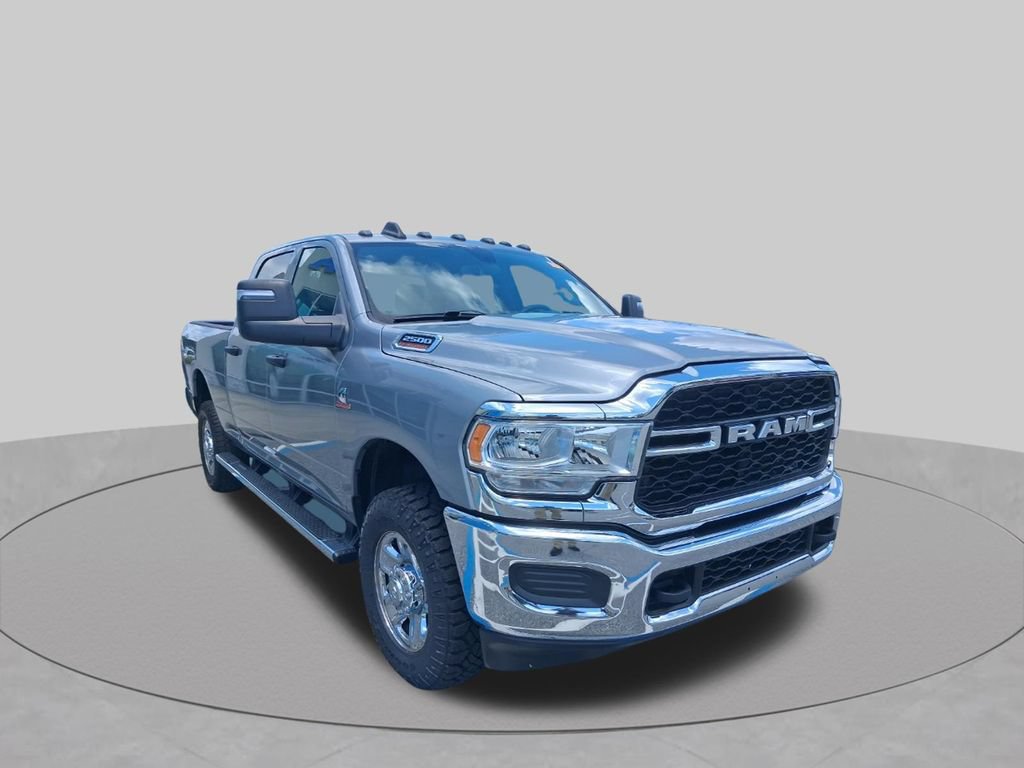Used 2024 RAM 2500 Tradesman w/ Chrome Appearance Group AWD/4WD image 3