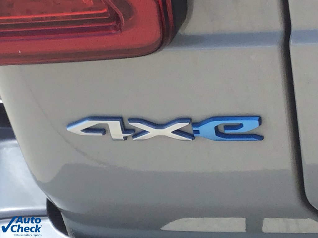 Used 2022 Jeep Wrangler Unlimited Sahara w/ Cold Weather Group image 34