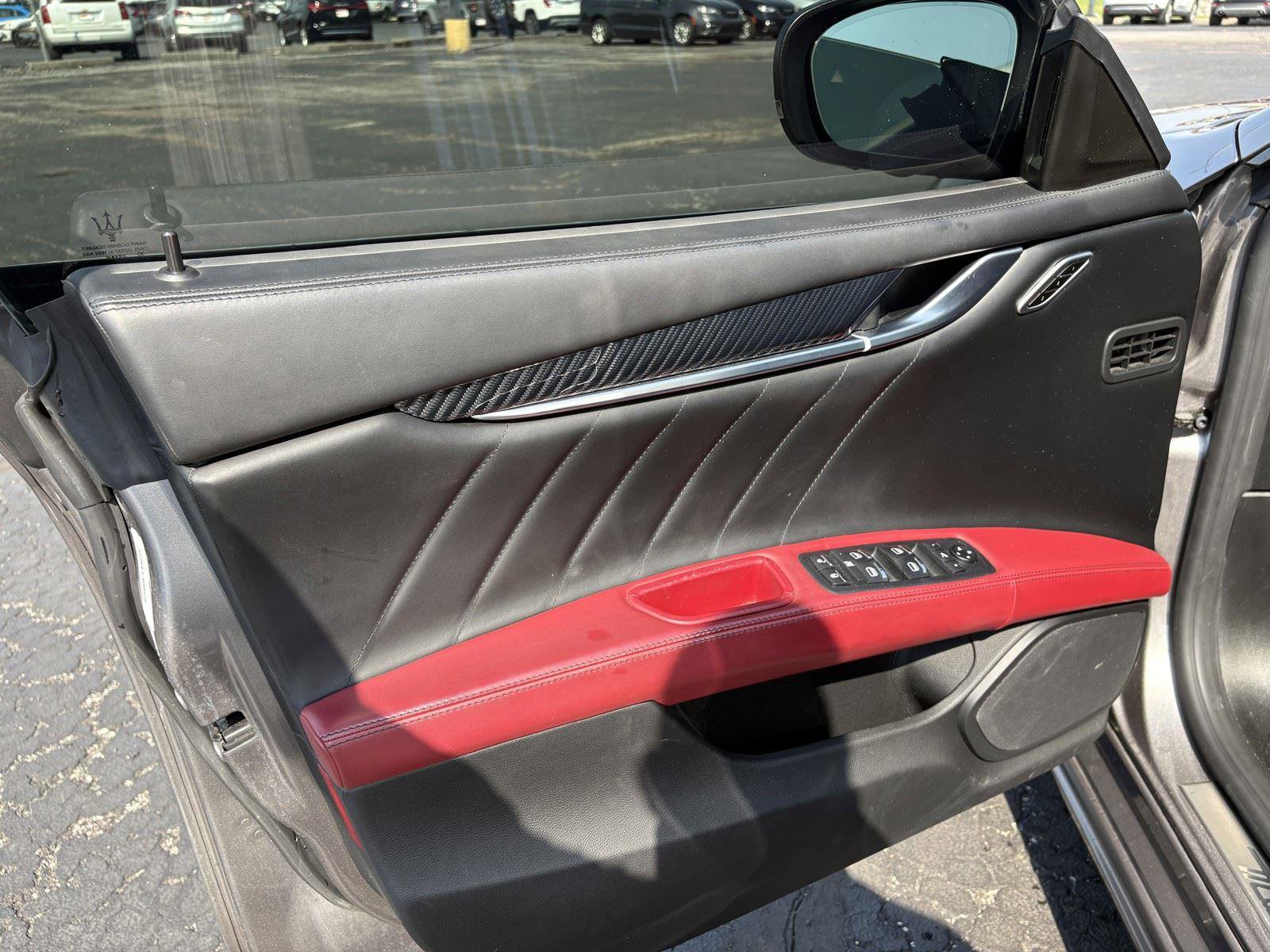 Used 2022 Maserati Ghibli Modena Q4 image 13