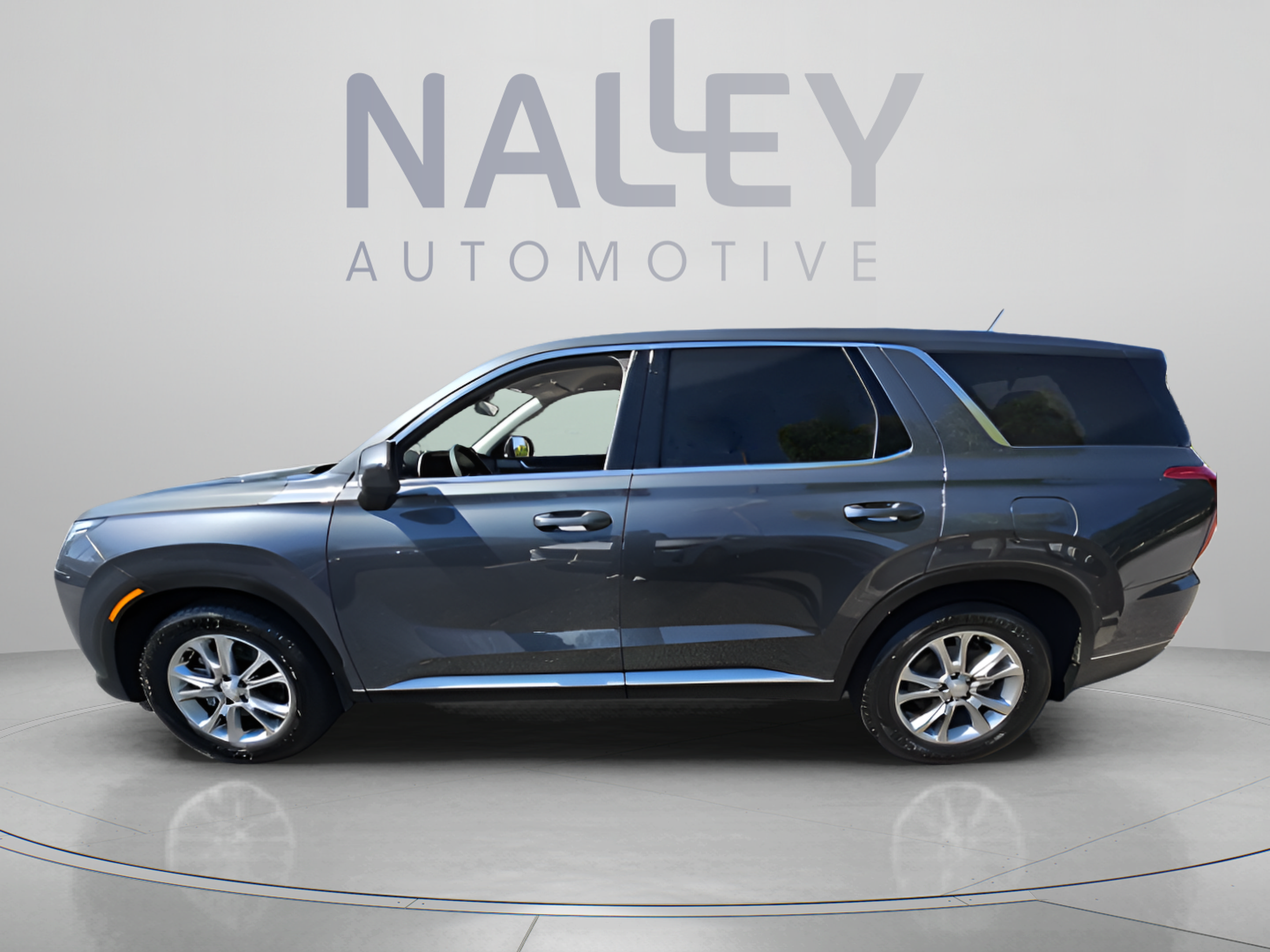 Used 2022 Hyundai Palisade SE w/ Cargo Package FWD image 2