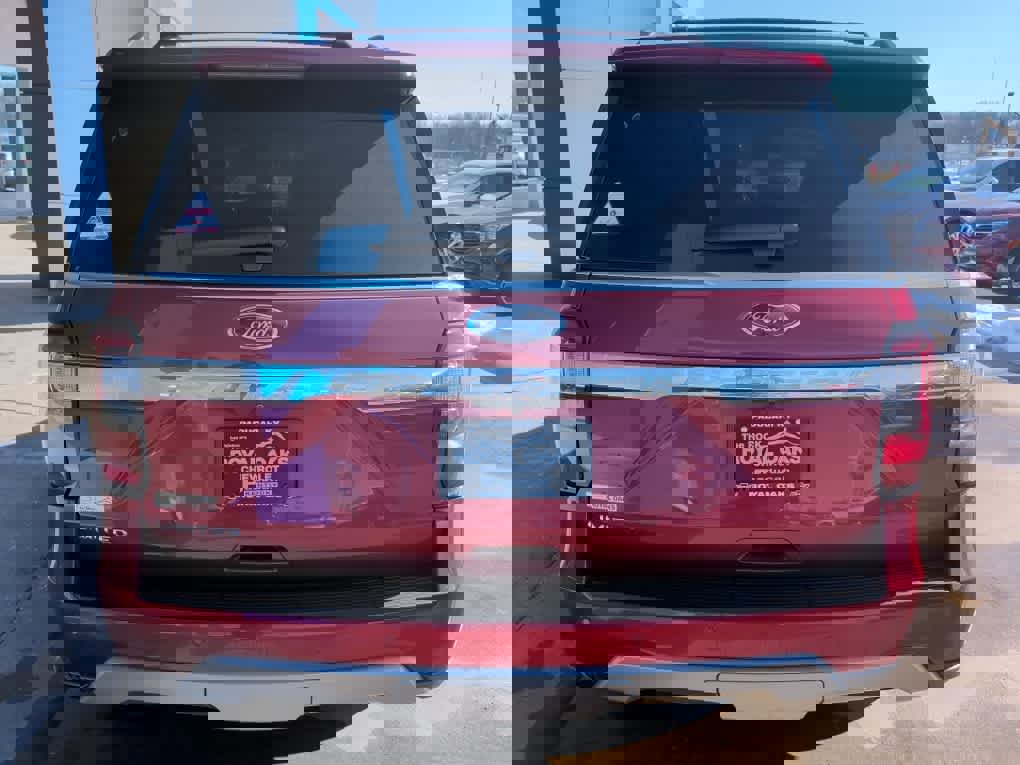 Used 2021 Ford Expedition Limited image 7