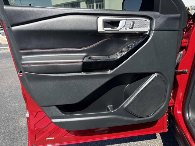 Used 2023 Ford Explorer ST-Line image 9