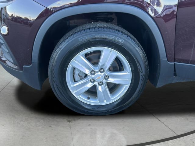 Used 2022 Chevrolet Trax LT w/ Driver Confidence Package AWD/4WD image 29