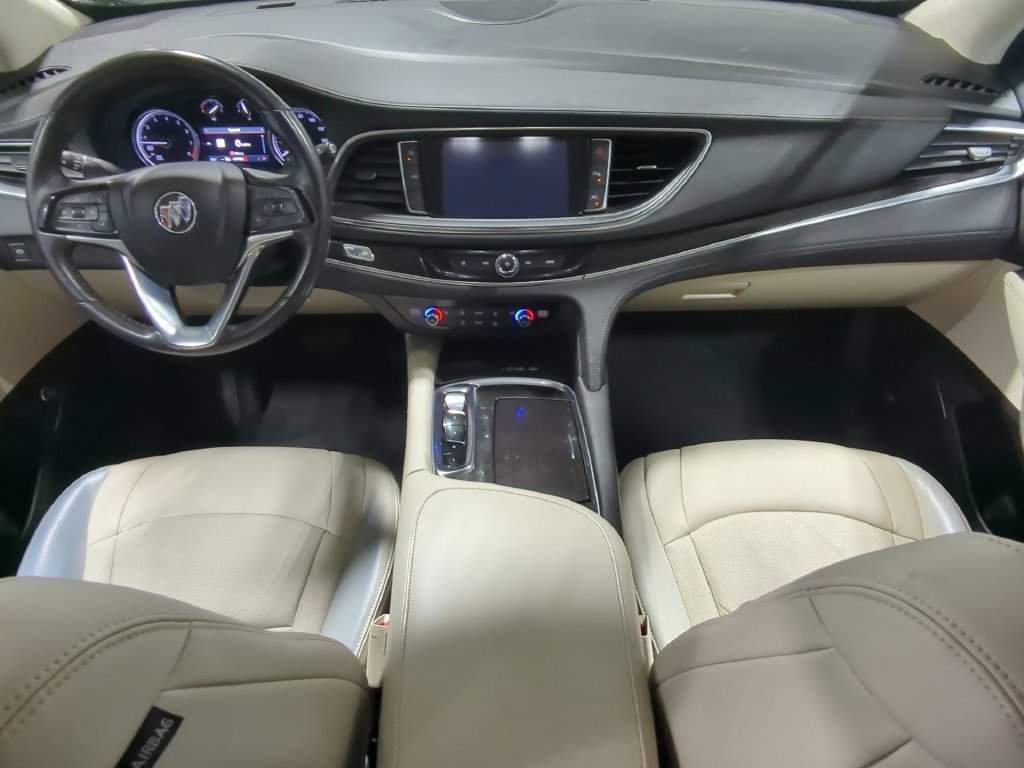 Used 2024 Buick Enclave Essence w/ Sound and Sites Package AWD/4WD image 18