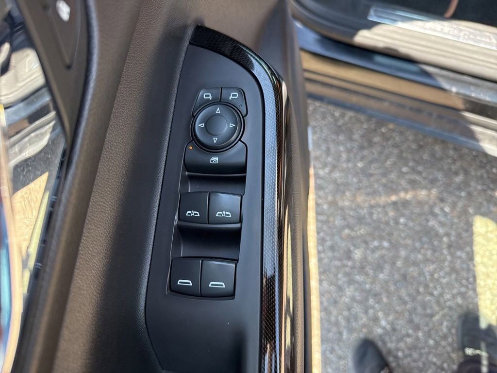 Used 2020 GMC Acadia AT4 w/ GMC Pro Grade Package AWD/4WD image 11