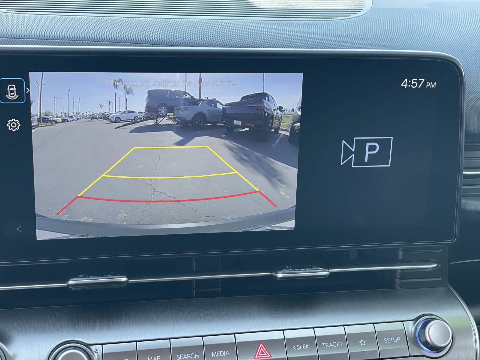 Certified 2025 Hyundai Kona SEL image 9