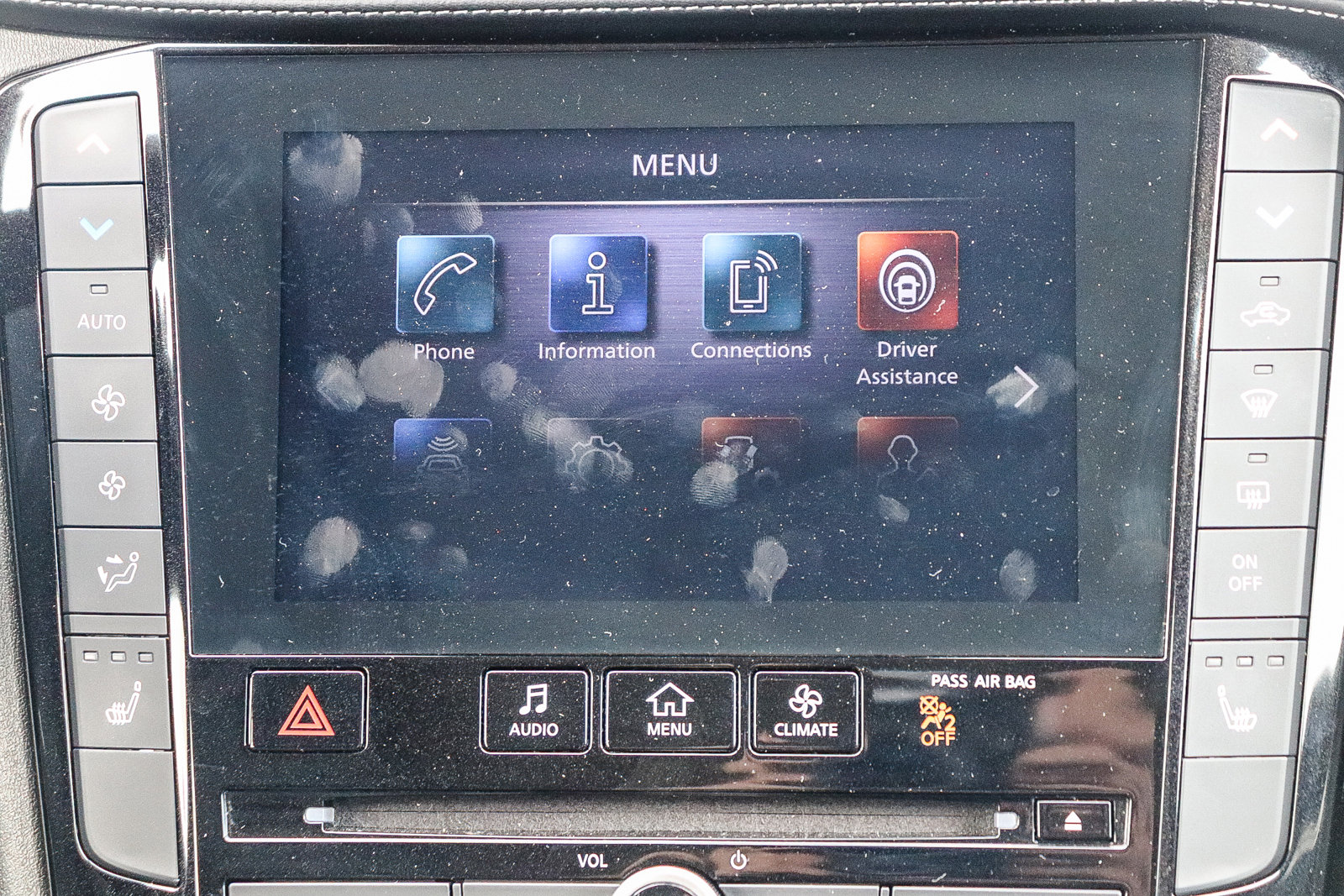 Used 2022 INFINITI QX50 Luxe image 16