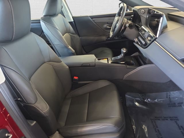 Certified 2025 Lexus ES 300h F Sport w/ Accessory Package (Z1) image 10