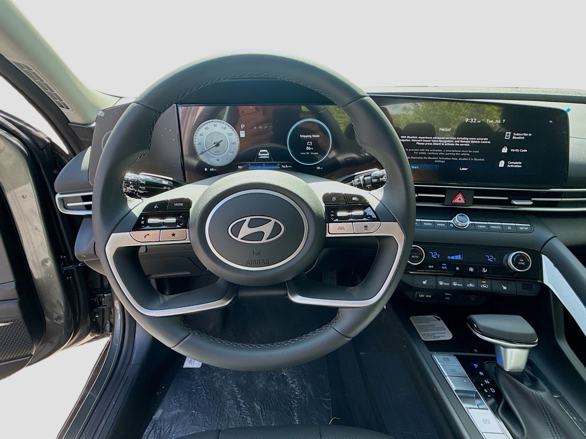 New 2026 Hyundai Elantra Limited FWD image 8
