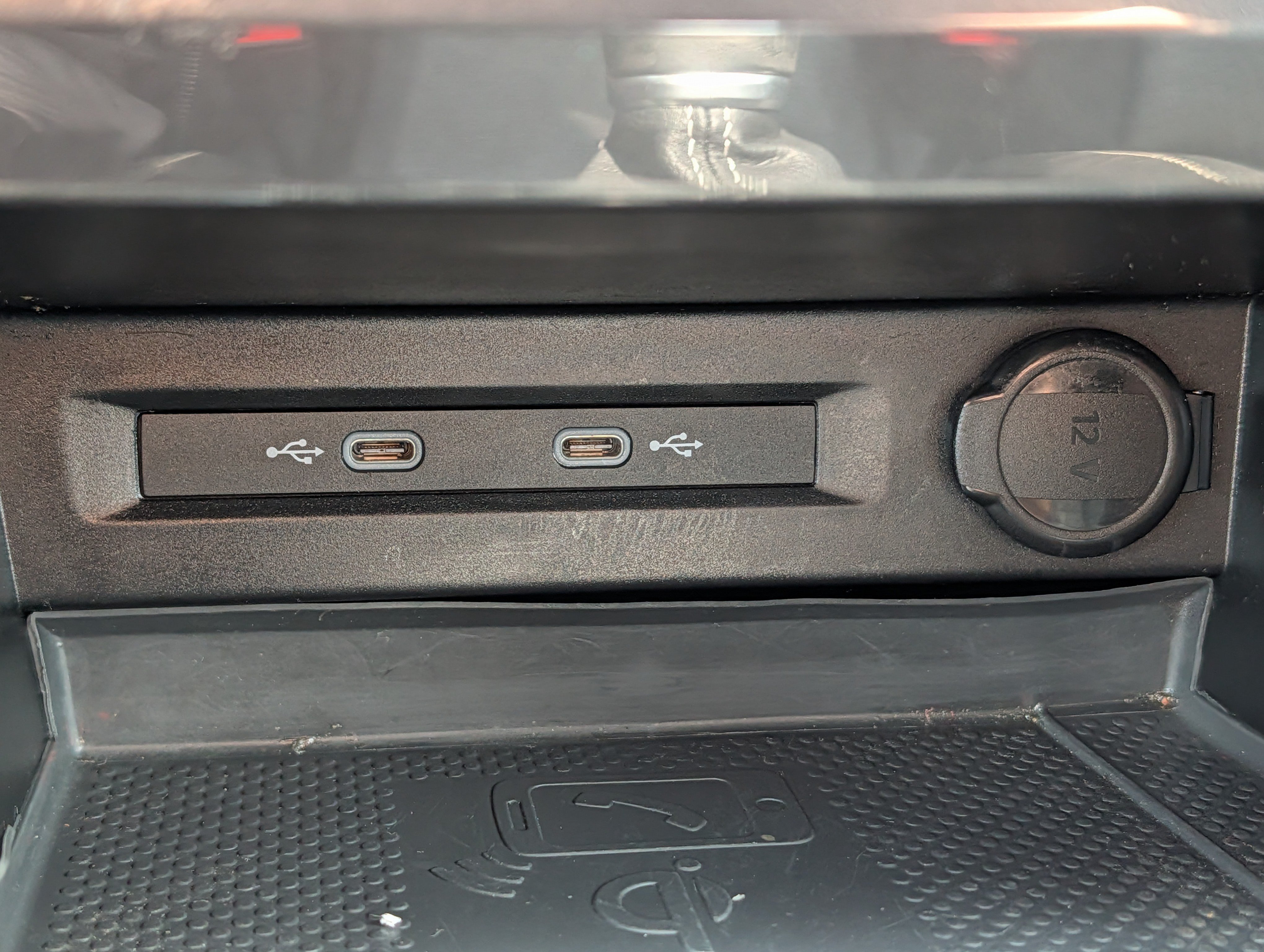 Used 2022 Volkswagen Tiguan SE AWD/4WD image 28