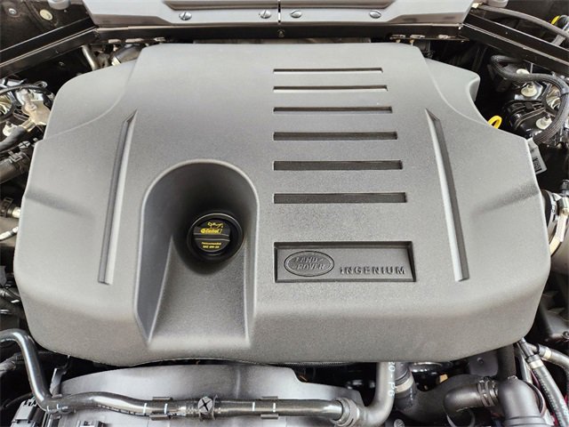 New 2024 Land Rover Defender 130 S image 22