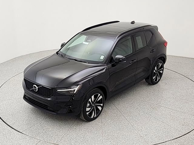 Used 2026 Volvo XC40 B5 Ultra image 13