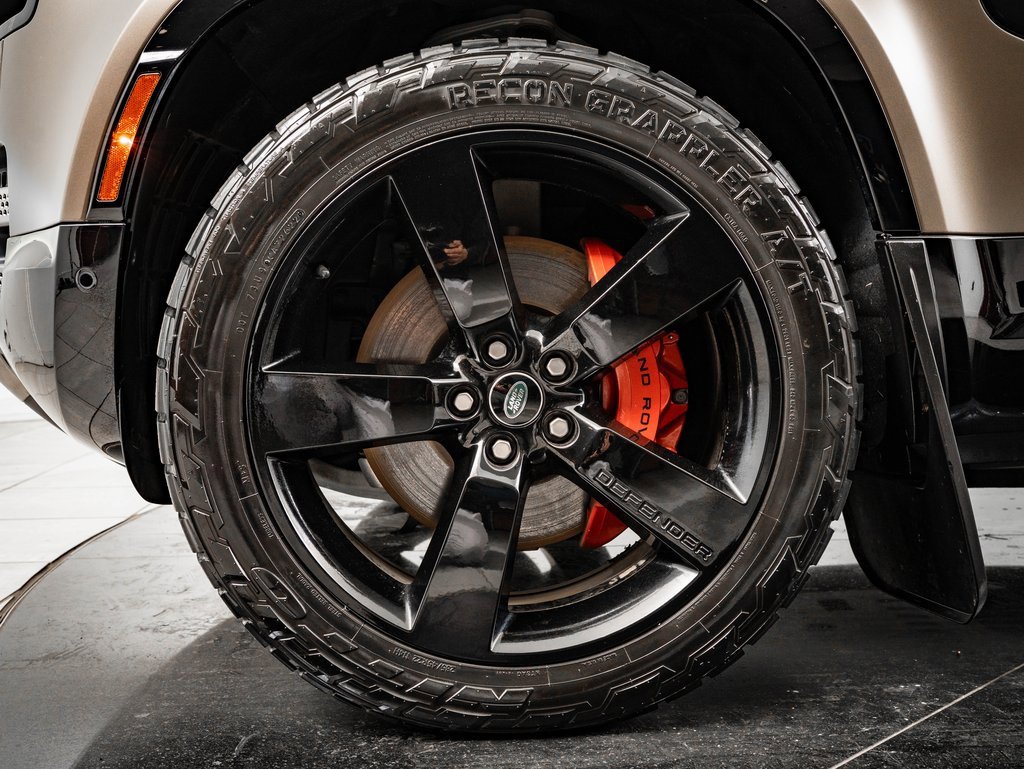 Used 2021 Land Rover Defender 110 X image 13