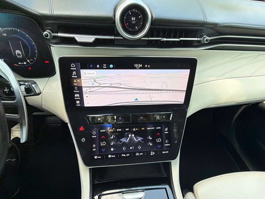 Used 2023 Maserati Grecale Modena AWD/4WD image 14