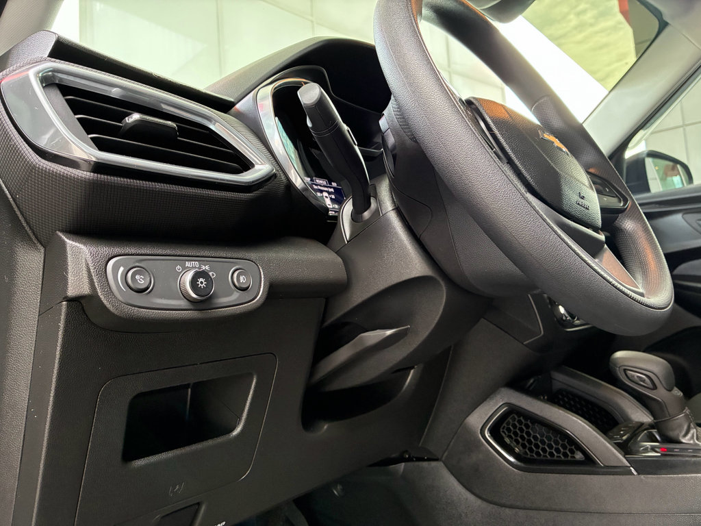 Used 2023 Chevrolet TrailBlazer LT w/ Convenience Package image 14