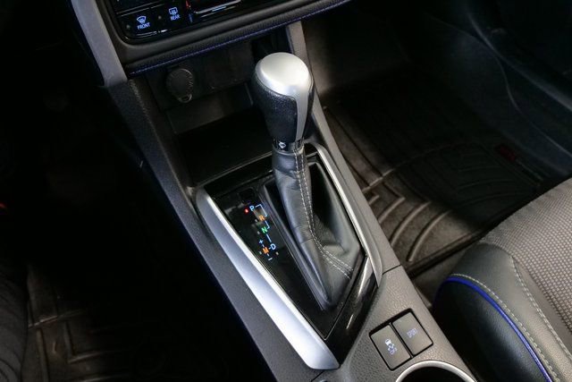 Used 2018 Toyota Corolla SE image 21