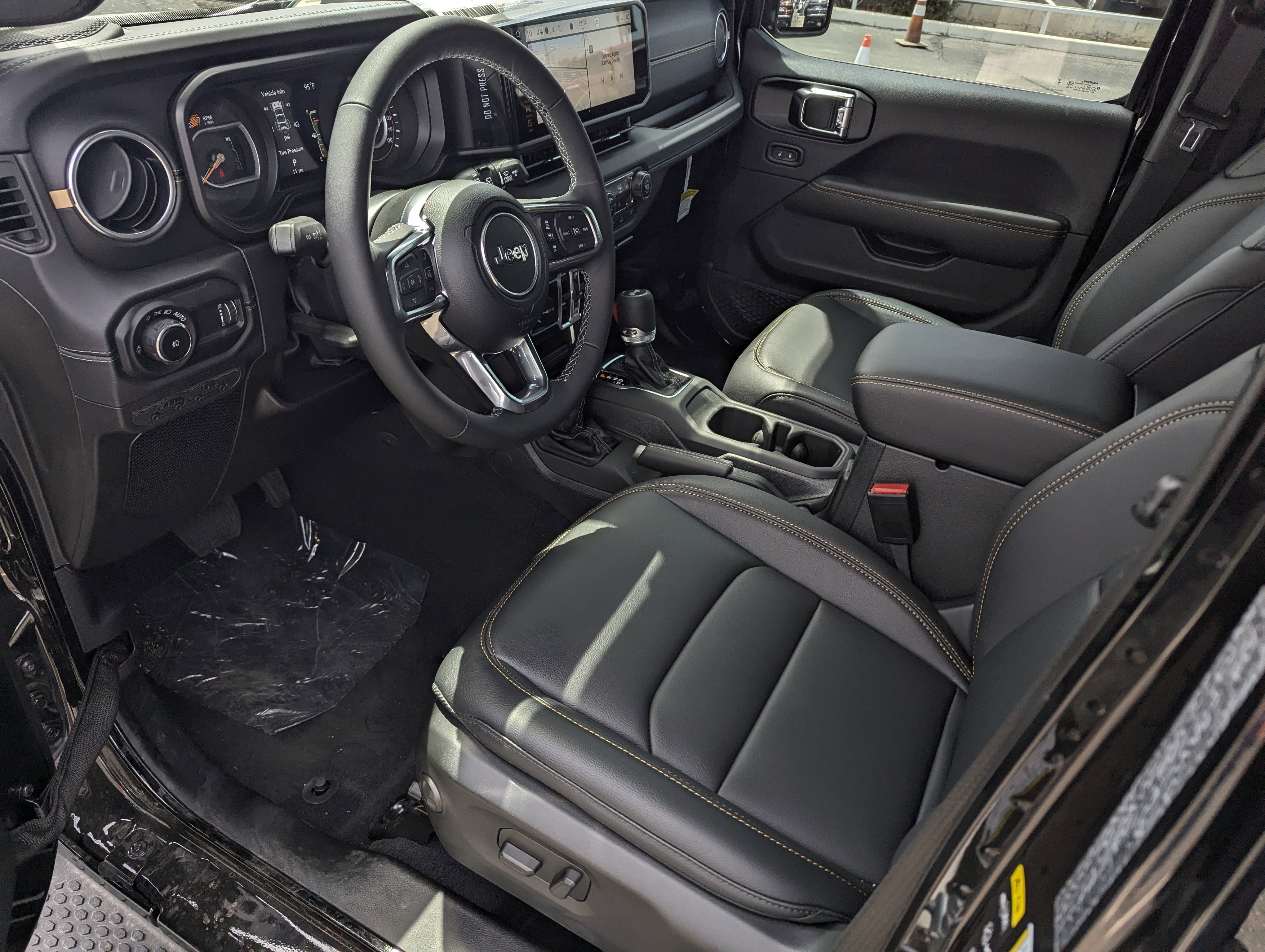 New 2025 Jeep Wrangler Sahara image 9