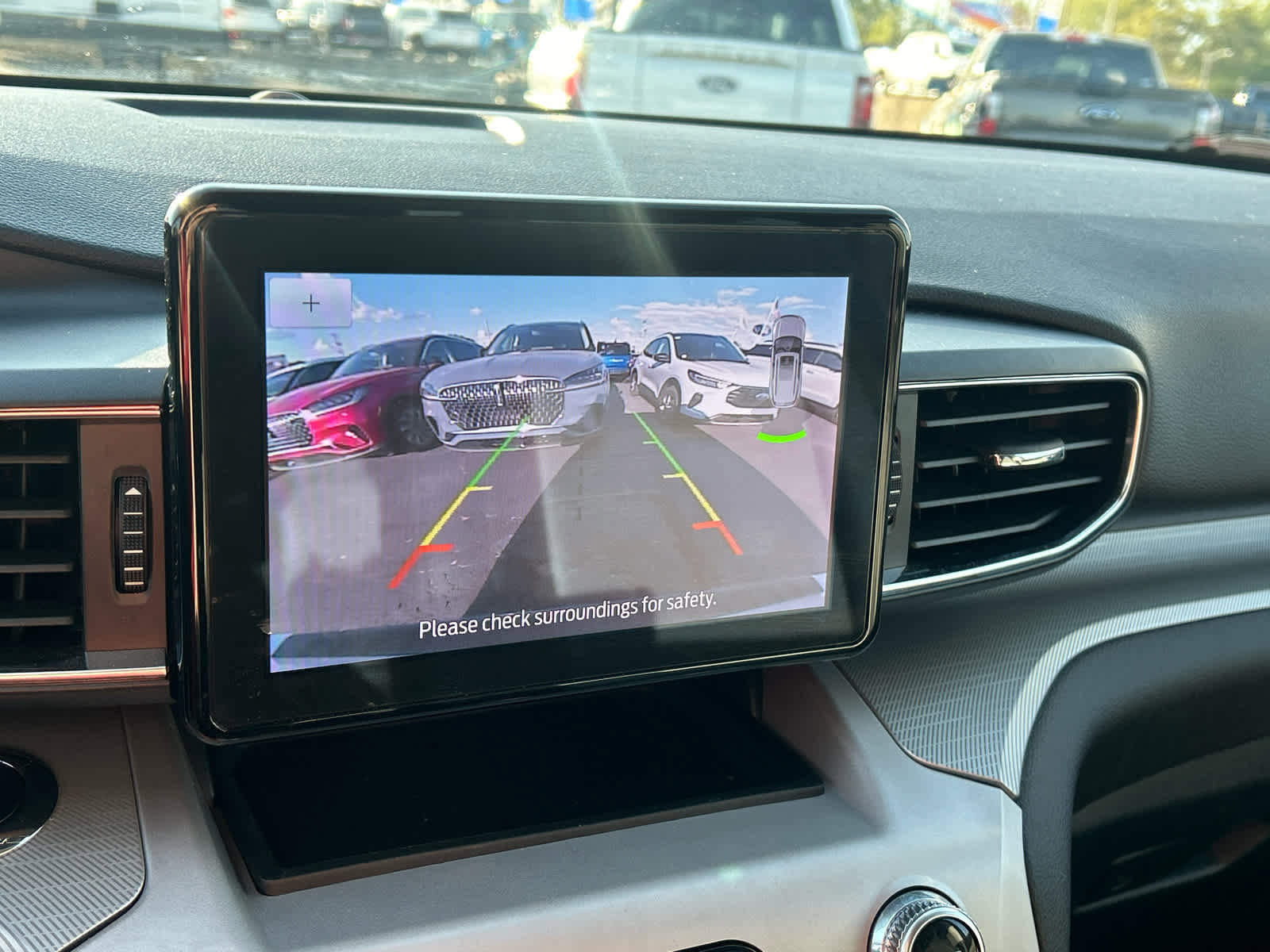 Used 2023 Ford Explorer XLT w/ Equipment Group 202A image 29