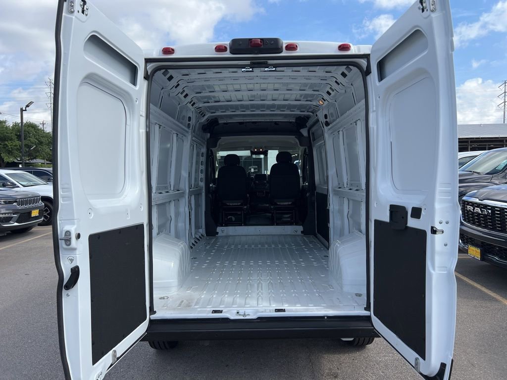 Used 2026 RAM ProMaster 2500 w/ Safety Group image 8