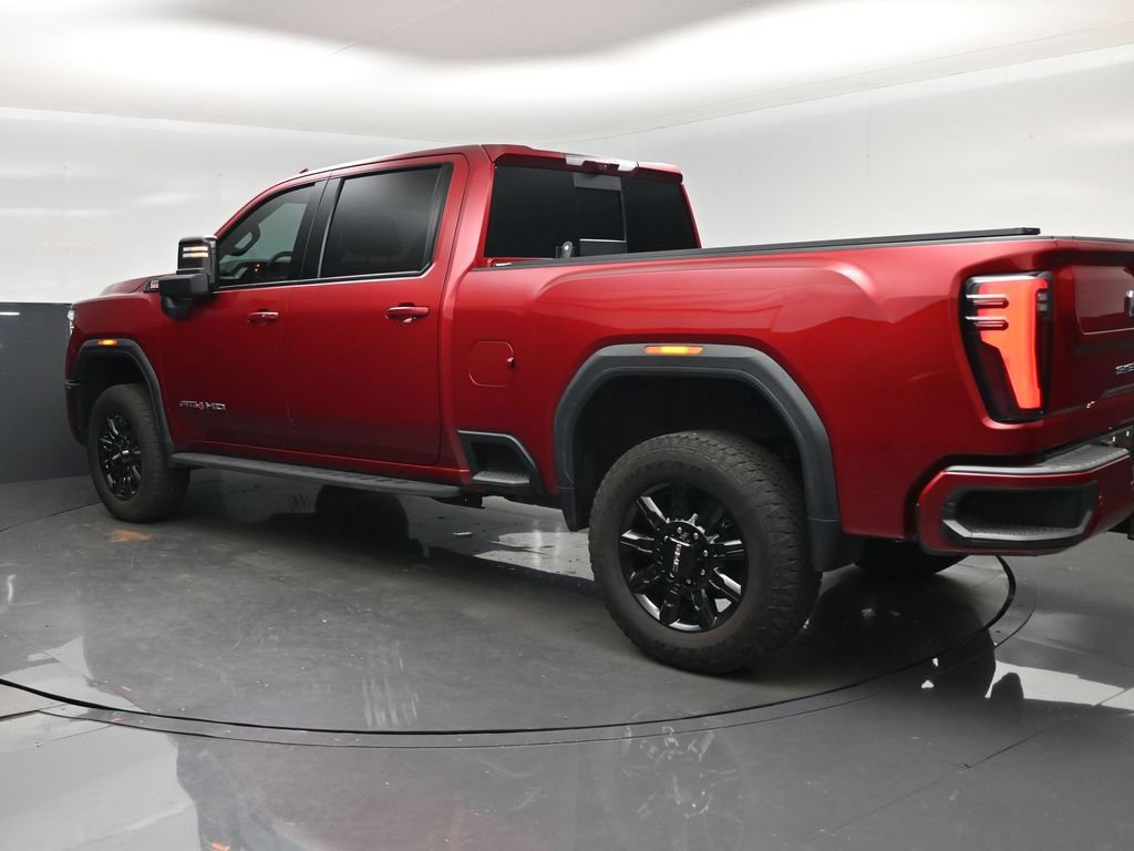 Used 2025 GMC Sierra 2500 AT4 w/ AT4 Premium Plus Package AWD/4WD image 4