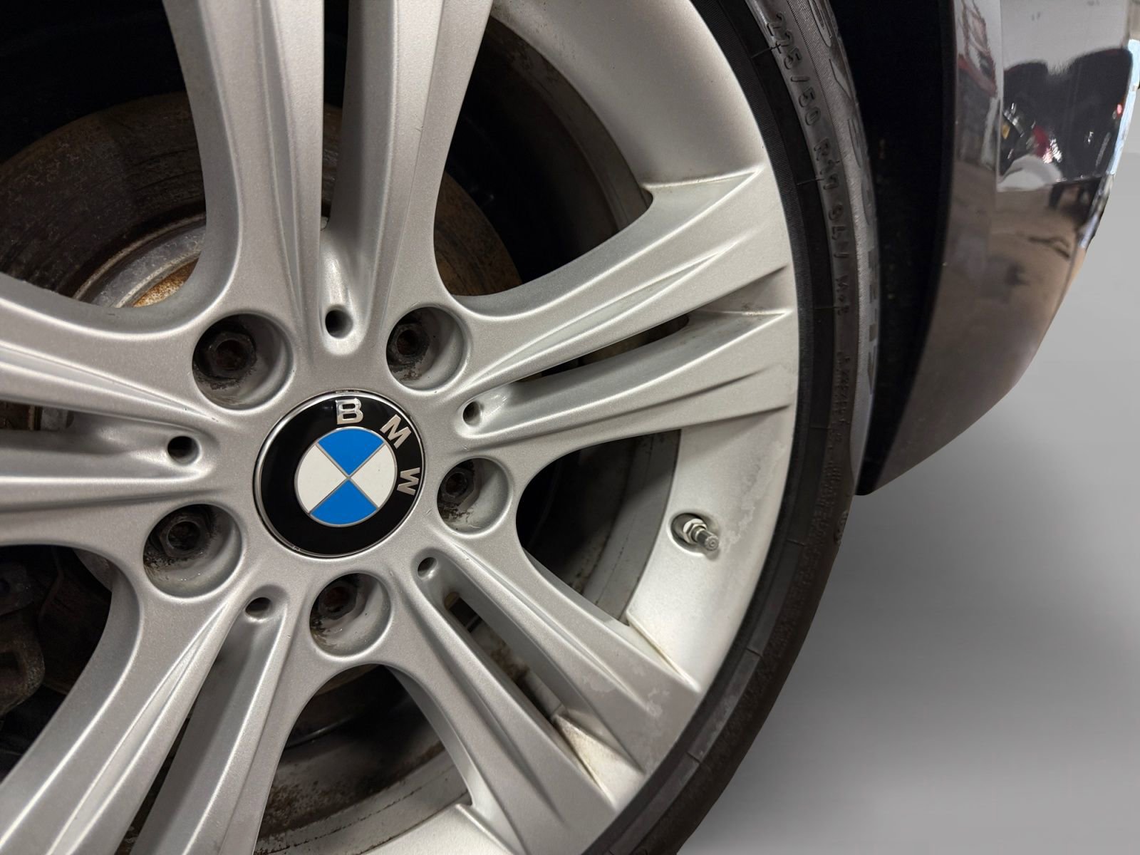 Used 2017 BMW 330i Sedan image 45