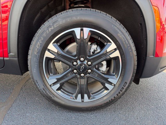 New 2027 Chevrolet Traverse LT w/ Driver Confidence Package AWD/4WD image 6