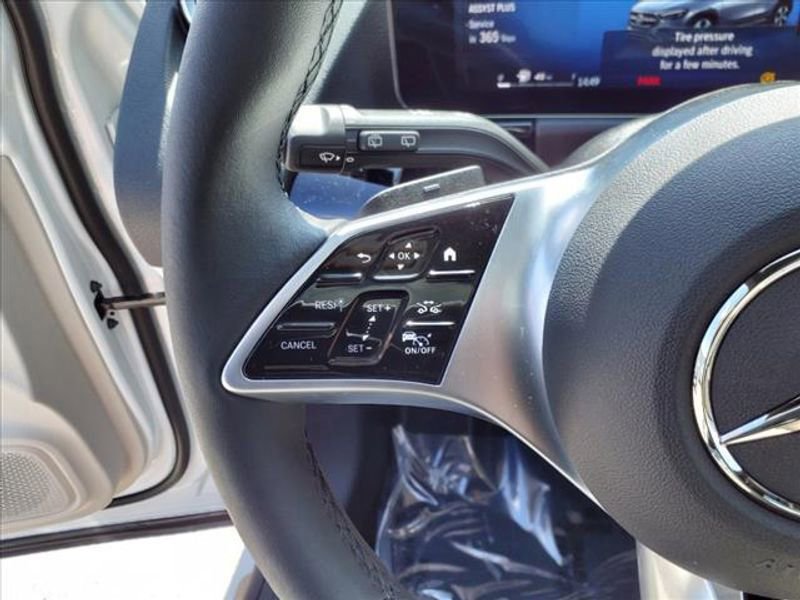 Certified 2025 Mercedes-Benz GLA 250 4MATIC image 18