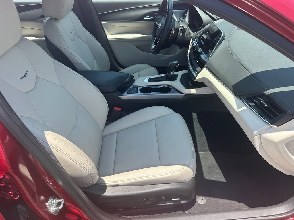 Certified 2025 Cadillac CT4 Premium Luxury RWD image 13