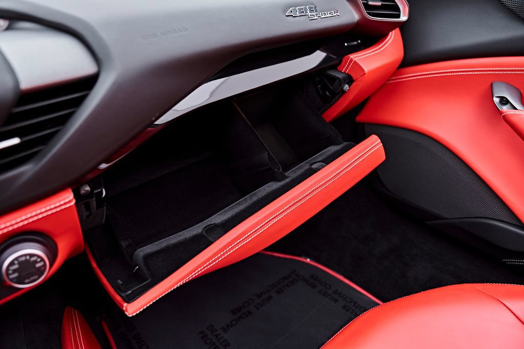 Used 2018 Ferrari 488 Spider RWD image 83