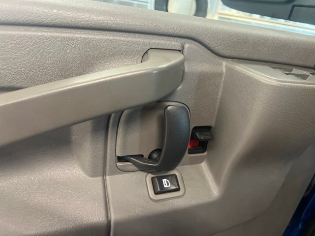 Certified 2019 Chevrolet Express 2500 w/ Communications Package RWD image 20