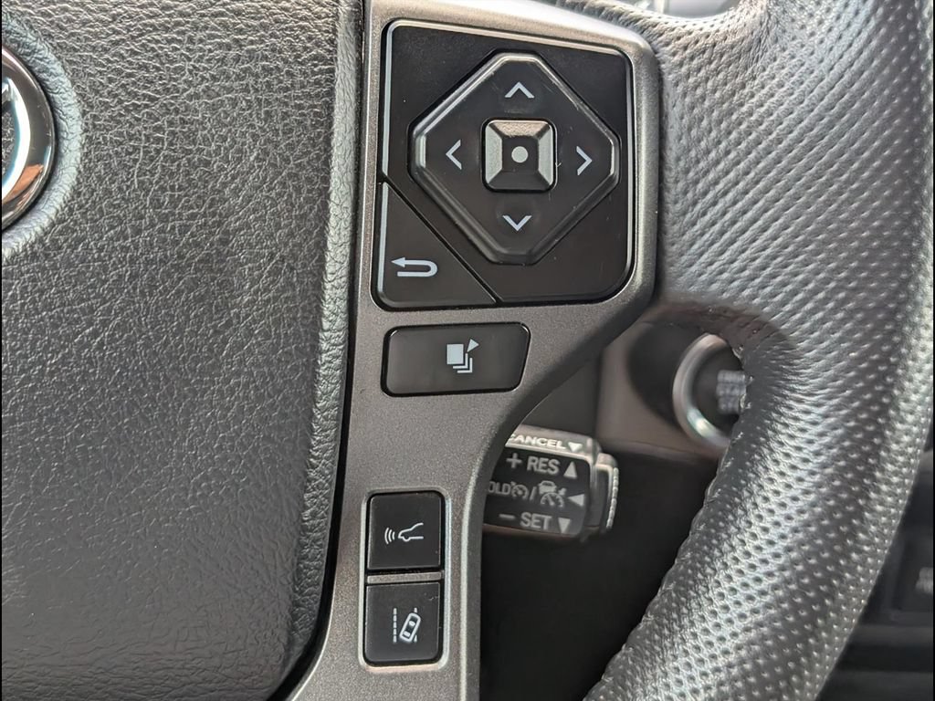 Used 2023 Toyota Tacoma TRD Off-Road w/ Technology Package AWD/4WD image 18