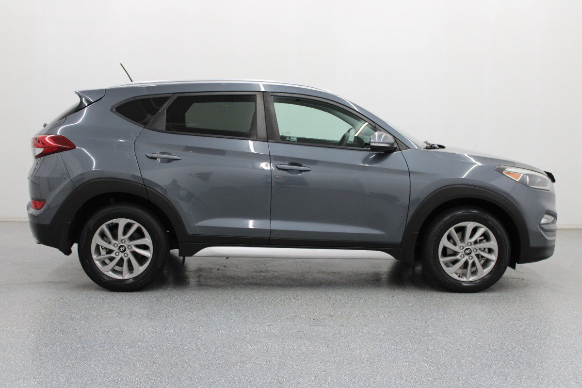 Used 2017 Hyundai Tucson Eco w/ Cargo Package FWD image 2