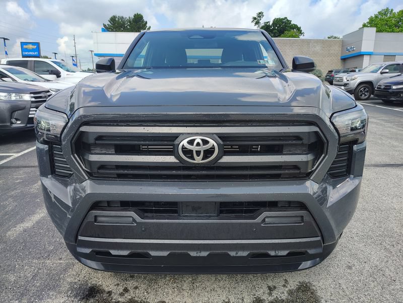 Used 2024 Toyota Tacoma SR w/ SR Upgrade Package AWD/4WD image 2