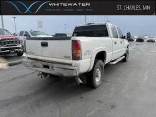 Used 2006 GMC Sierra 2500 SLT w/ Heavy-Duty Power Package image 2