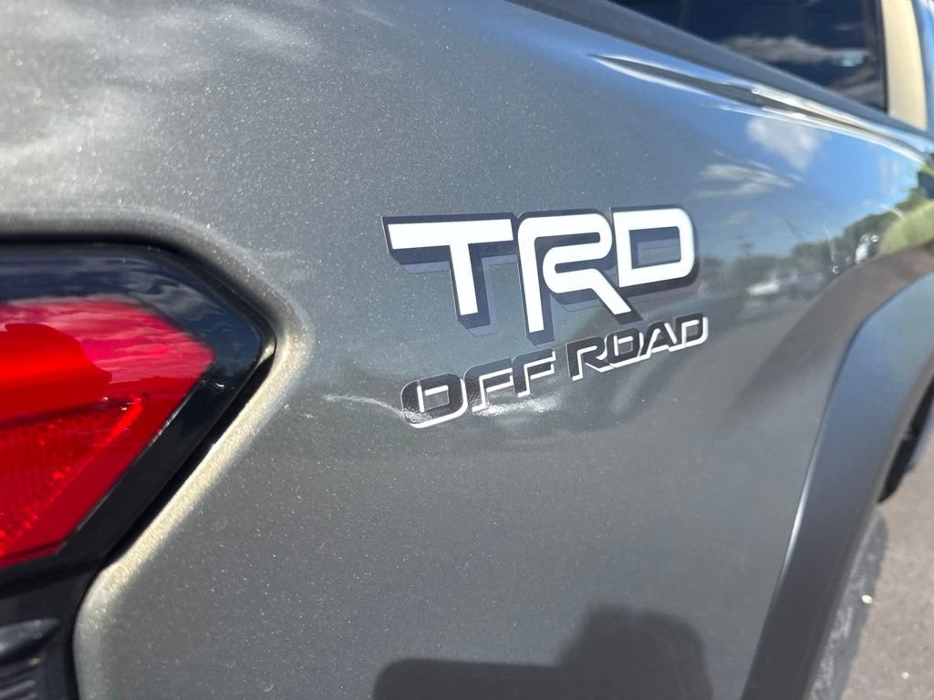 New 2026 Toyota Tacoma TRD Off-Road w/ TRD Off Road Premium Package AWD/4WD image 15