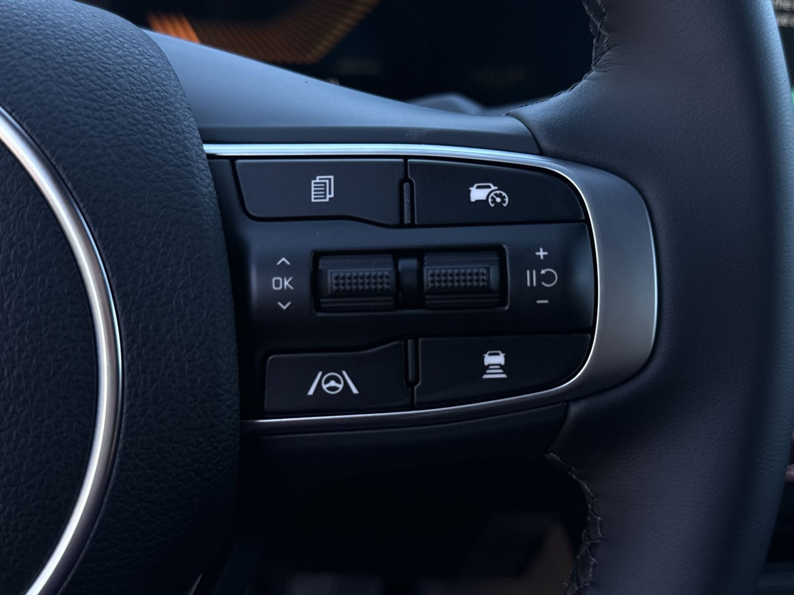 New 2027 Kia K5 GT-Line FWD image 23