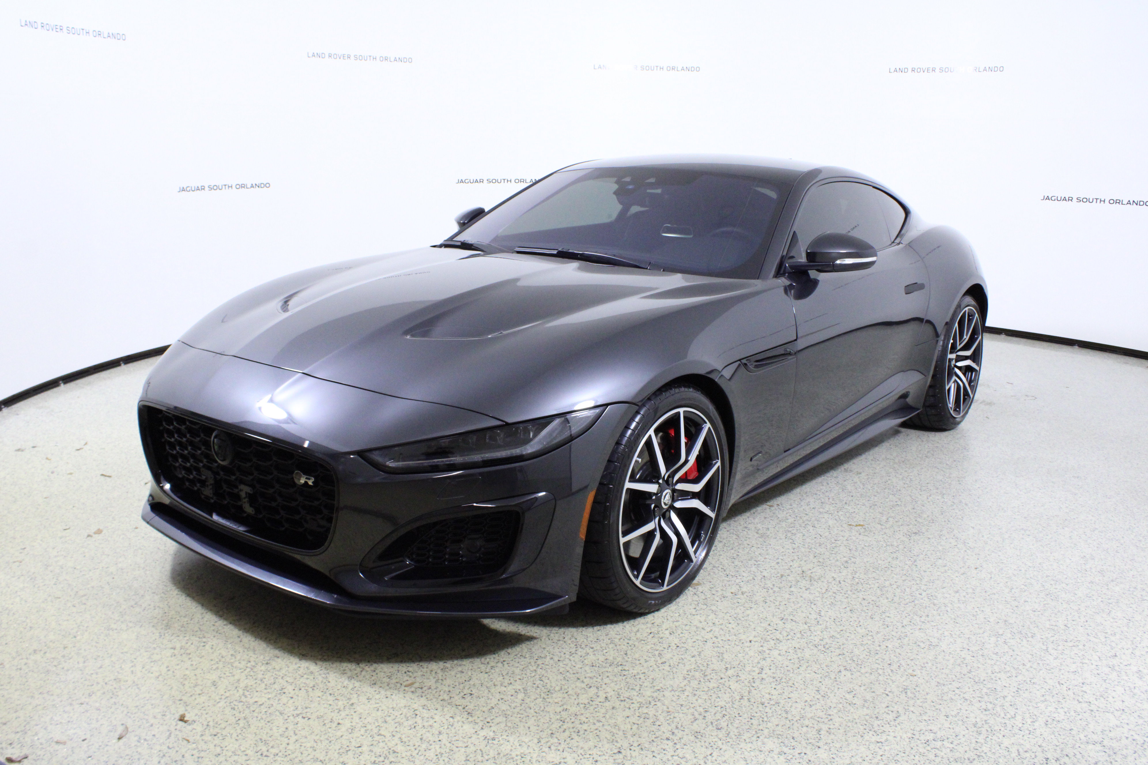 Used 2024 Jaguar F-TYPE R AWD/4WD image 4