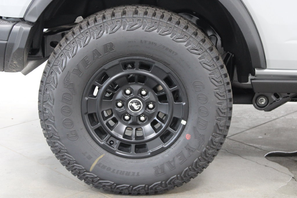 New 2026 Ford Bronco Badlands AWD/4WD image 15