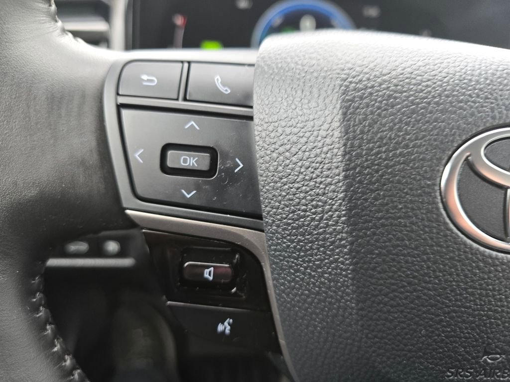 Used 2026 Toyota Camry LE w/ Convenience Package image 20