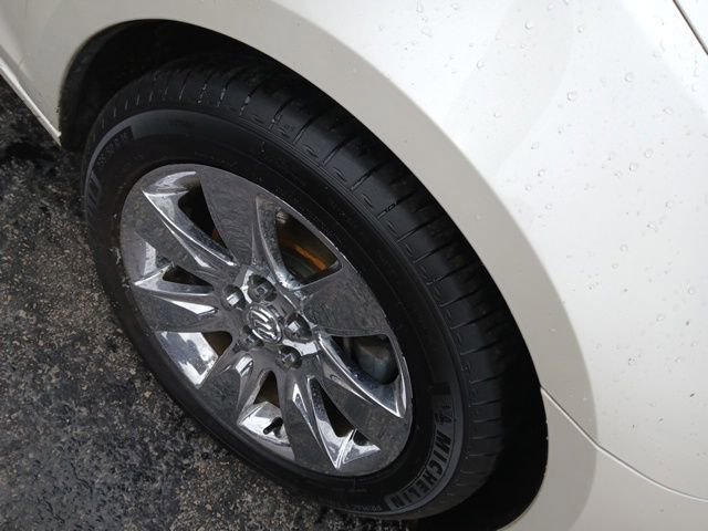 Used 2012 Buick LaCrosse Premium w/ Driver Confidence Package image 11