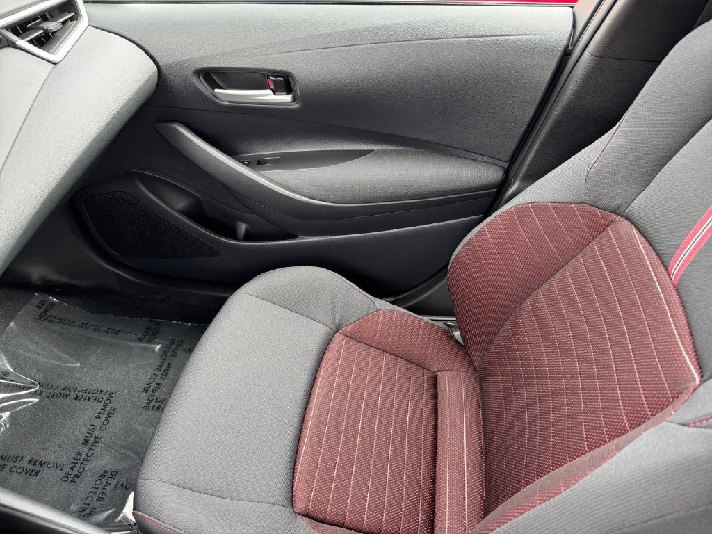 Certified 2026 Toyota Corolla SE w/ SE Package FWD image 30
