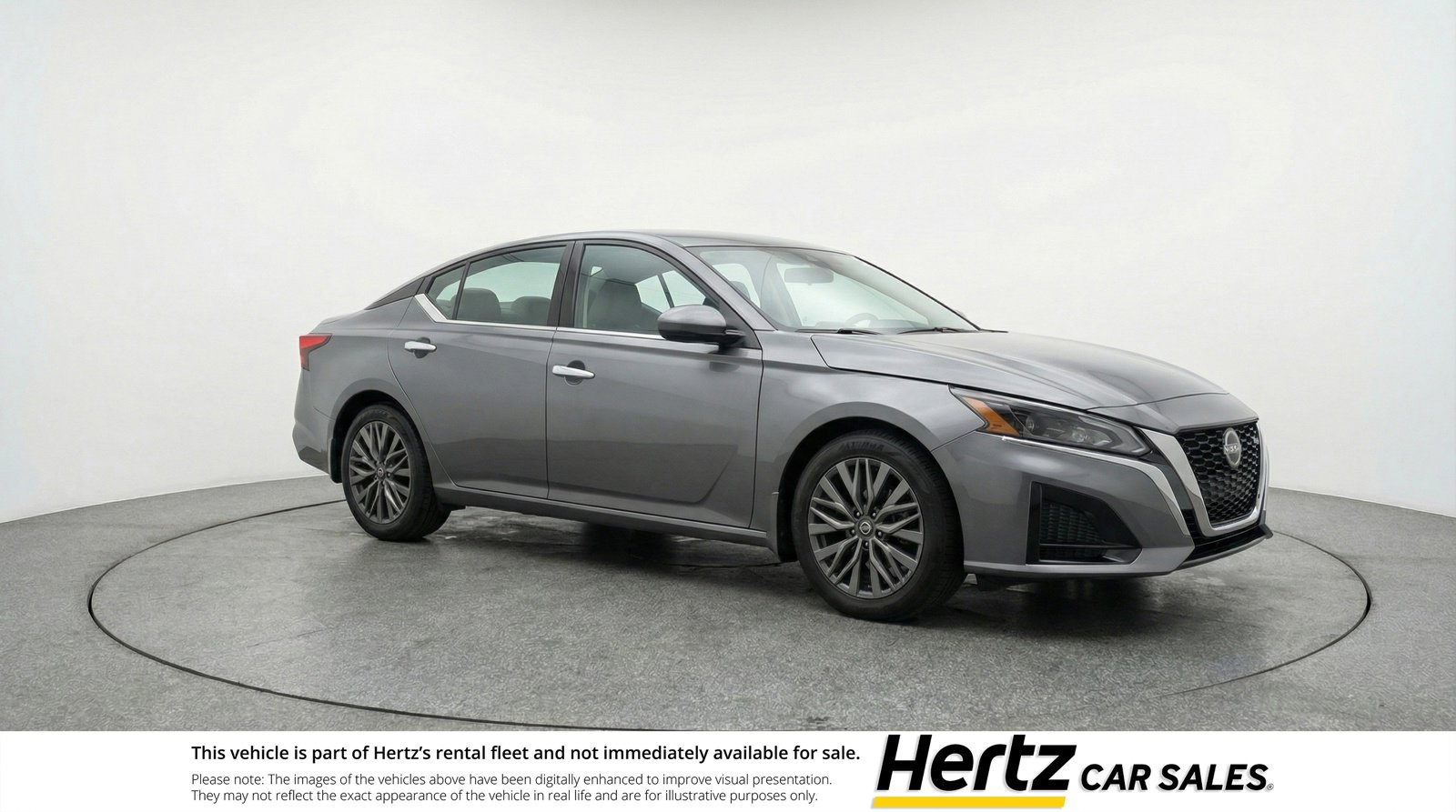 Used 2025 Nissan Altima 2.5 SV image 1