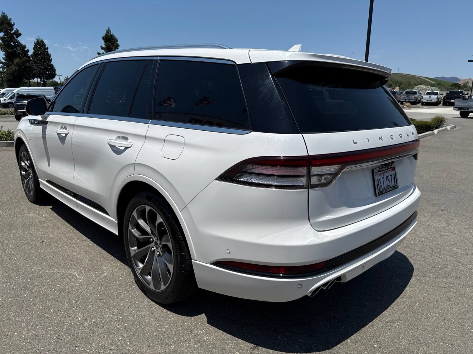 Certified 2021 Lincoln Aviator Grand Touring w/ Equipment Group 302A AWD/4WD image 3