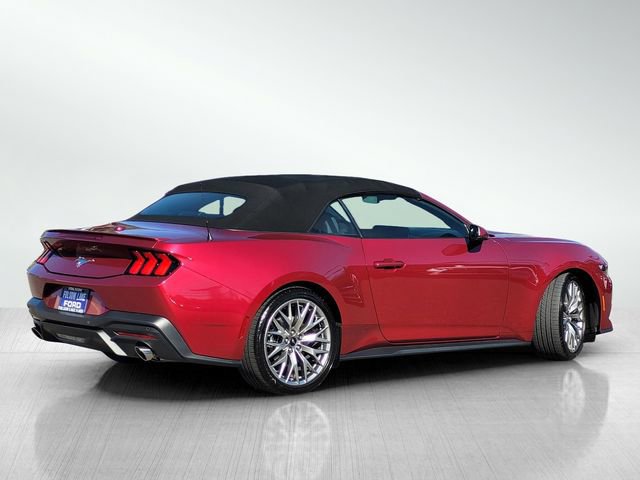 Used 2025 Ford Mustang Premium image 4