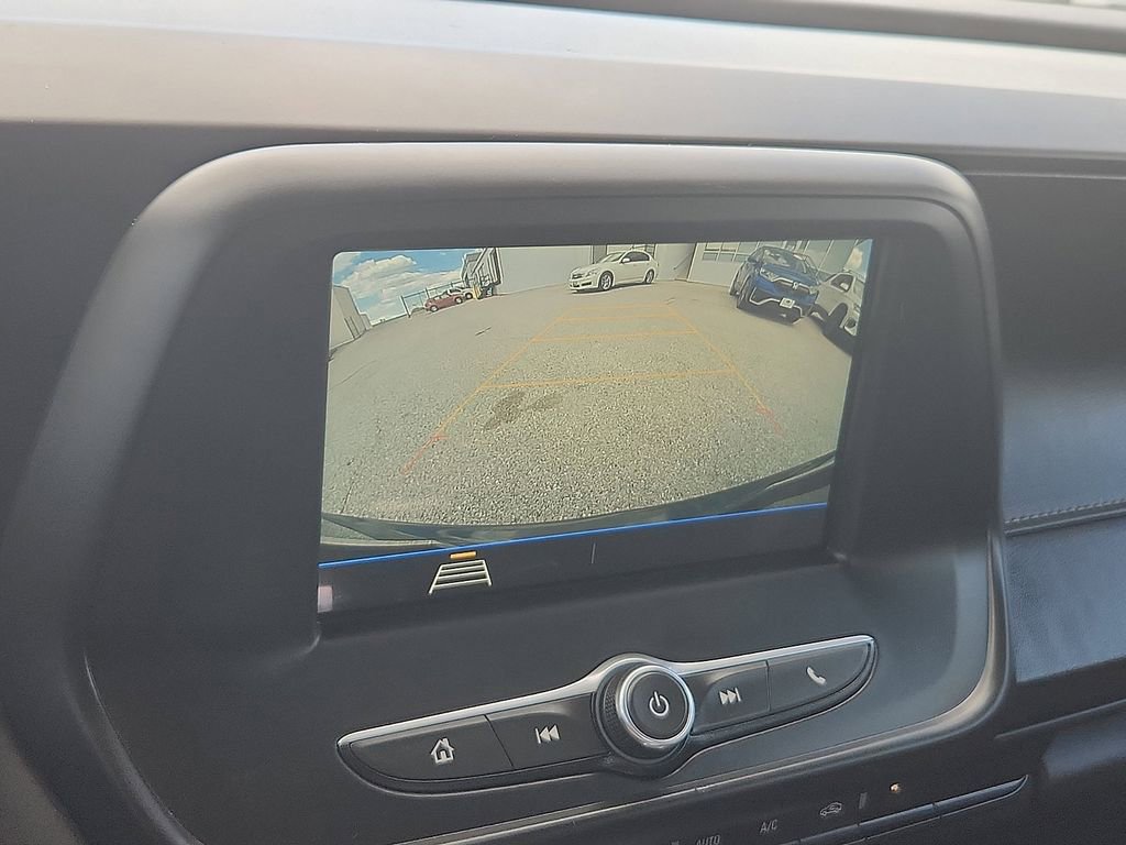 Used 2019 Chevrolet Camaro LT RWD image 11