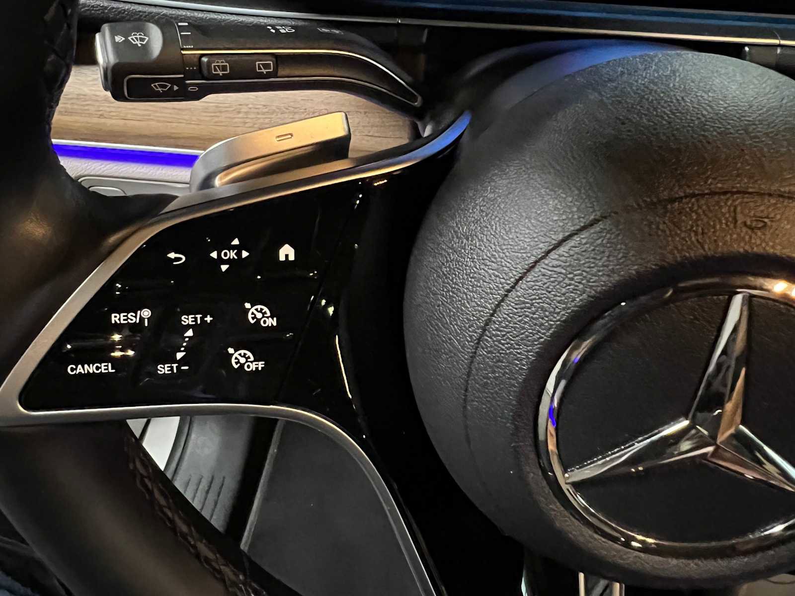 Used 2025 Mercedes-Benz GLE 450 4MATIC image 29