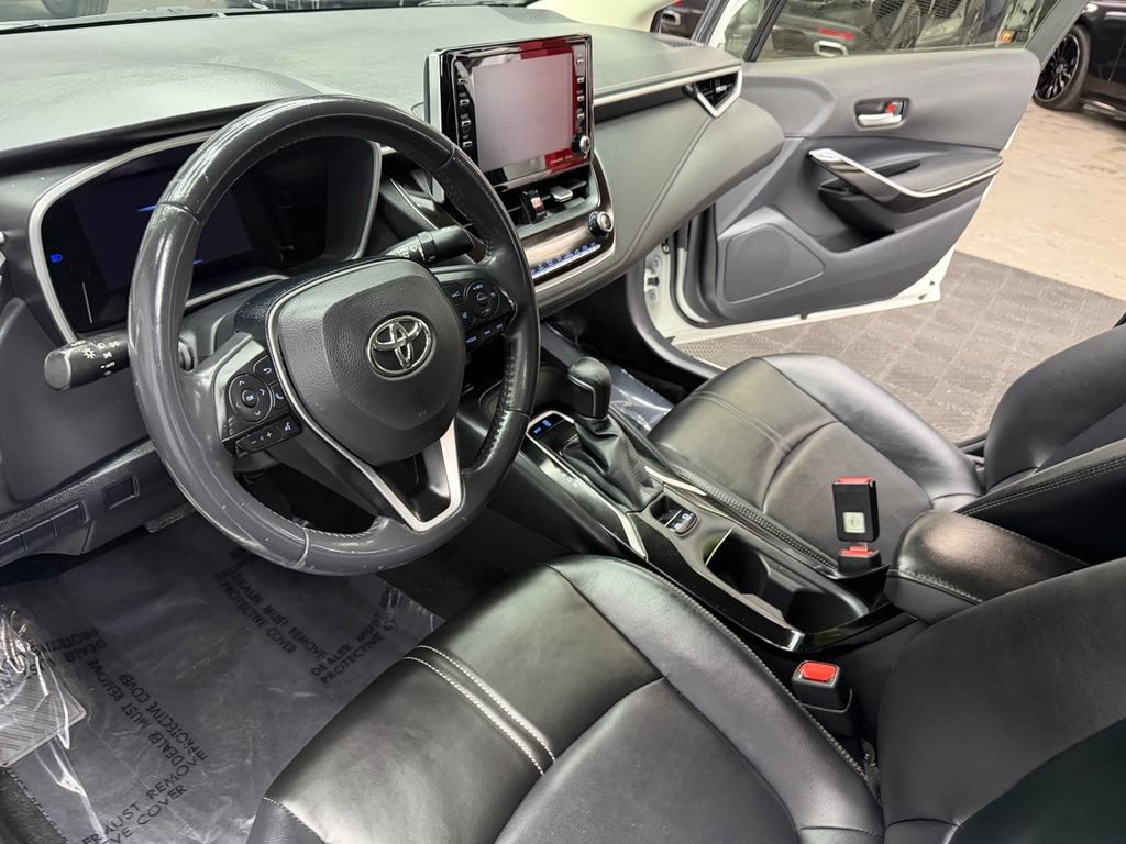 Used 2020 Toyota Corolla XLE w/ Carpet Mat Package (TMS) FWD image 30