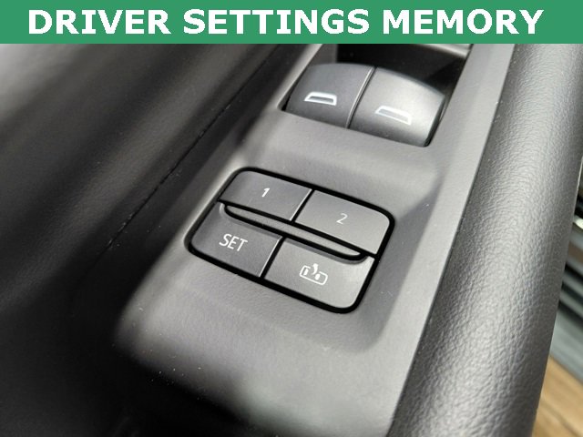 Used 2024 Chevrolet Tahoe LT image 9