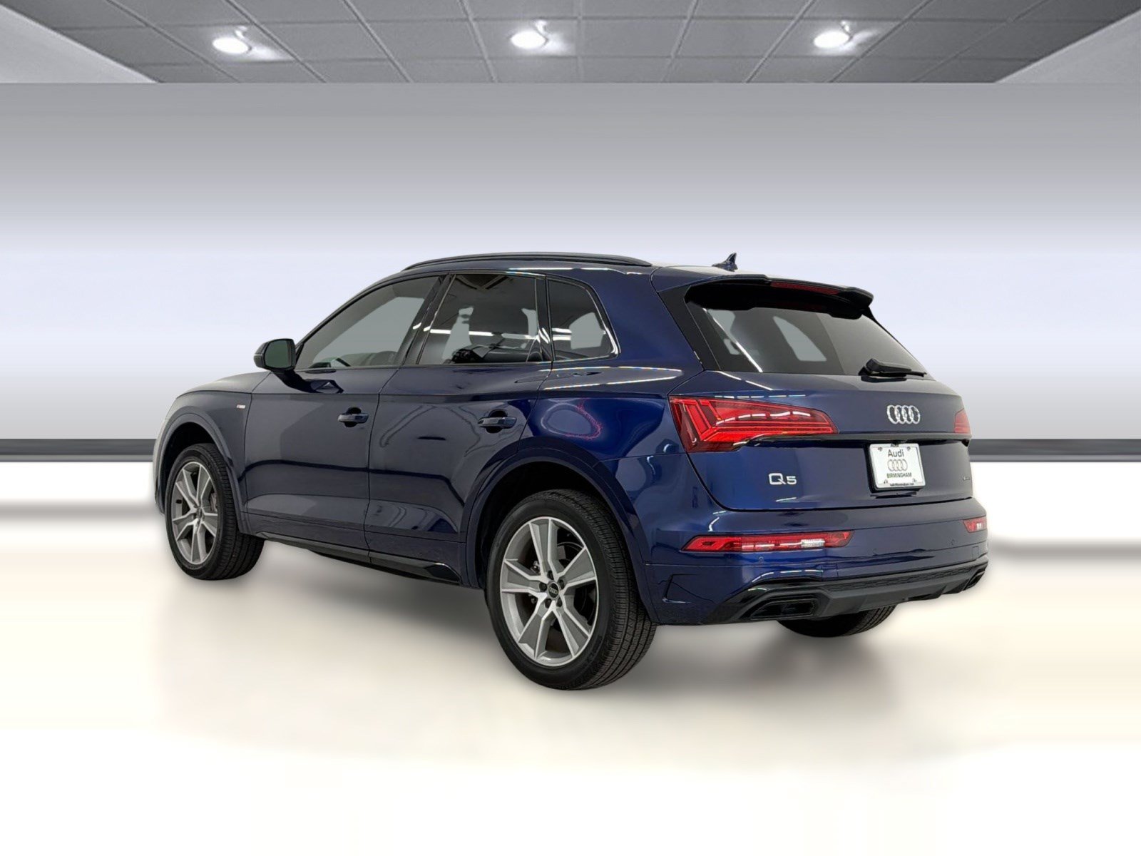 Used 2025 Audi Q5 2.0T Premium AWD/4WD image 3